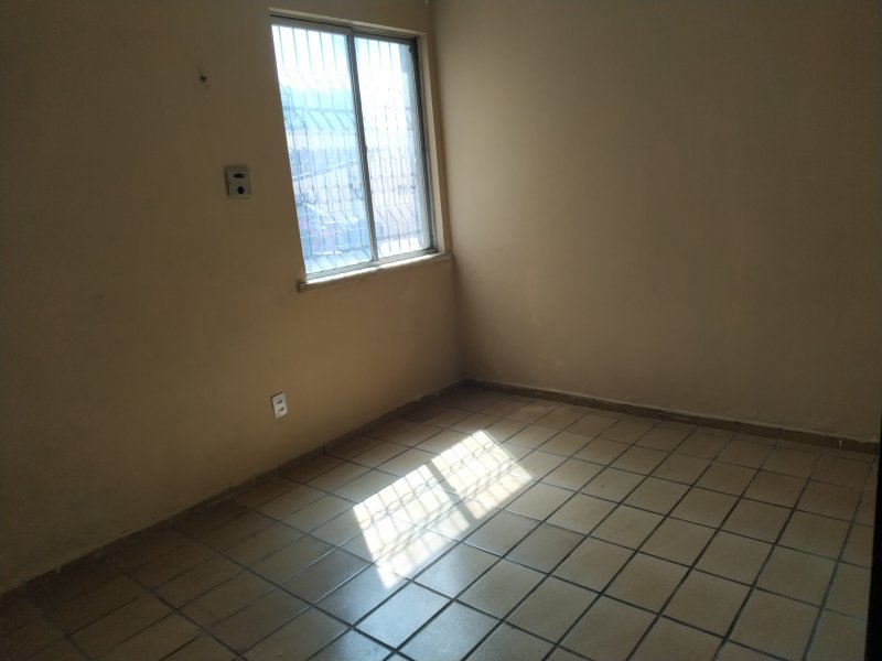 Apartamento à venda Serrinha com 54m² e 2 quartos por R$ 125.000 - 639835046-img-20191123-133025.jpg