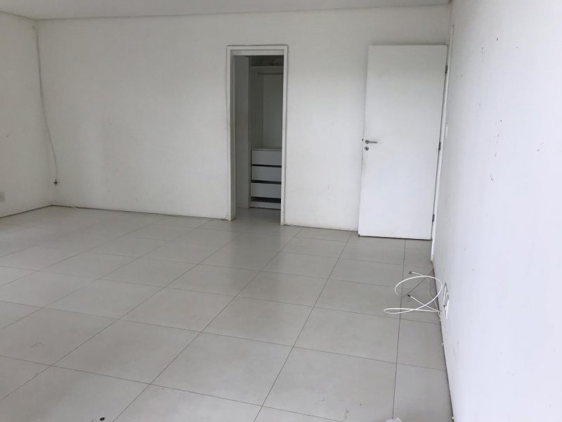 Casa à venda Serraria com 352m² e 4 quartos por R$ 600 - 420475407-68730357-7880-4269-a232-e2cb5e80451f.jpeg