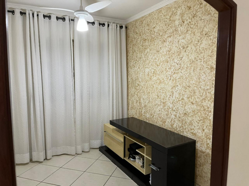 Casa à venda Parque California com 178m² e 3 quartos por R$ 400.000 - 177317269-958098a7-7e8b-4148-b827-6febb003b7a1.jpeg