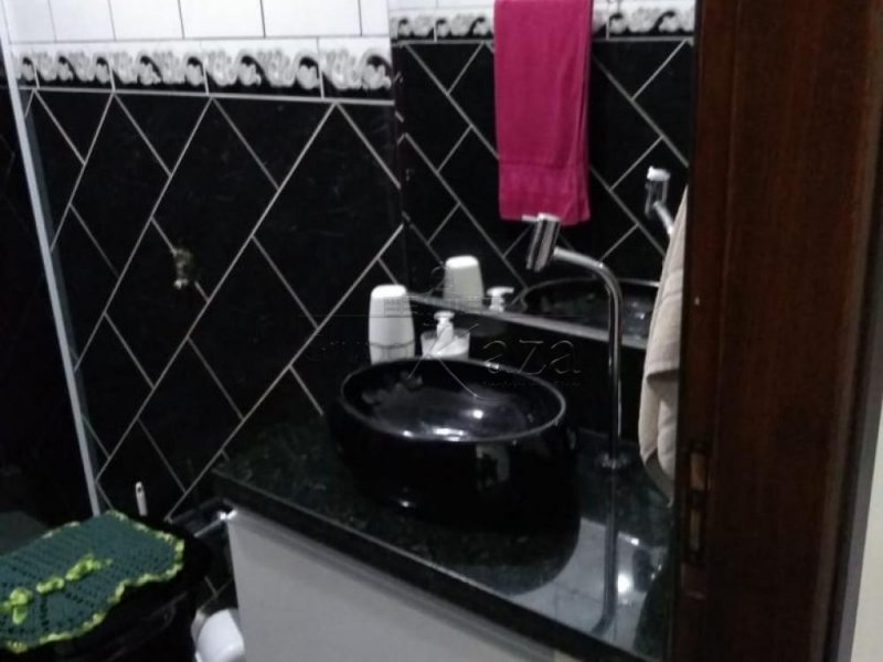 Casa à venda Cidade Morumbi com 194m² e 3 quartos por R$ 360.000 - 1194554819-sao-jose-dos-campos-casa-padrao-cidade-morumbi-29-10-2018-11-00-39-8.jpg