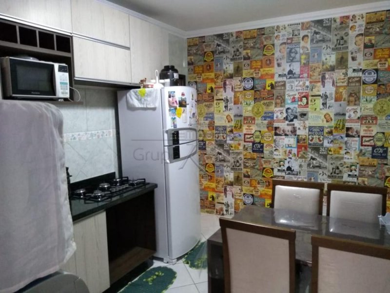 Casa à venda Cidade Morumbi com 194m² e 3 quartos por R$ 360.000 - 1440895305-sao-jose-dos-campos-casa-padrao-cidade-morumbi-29-10-2018-11-00-41-13.jpg