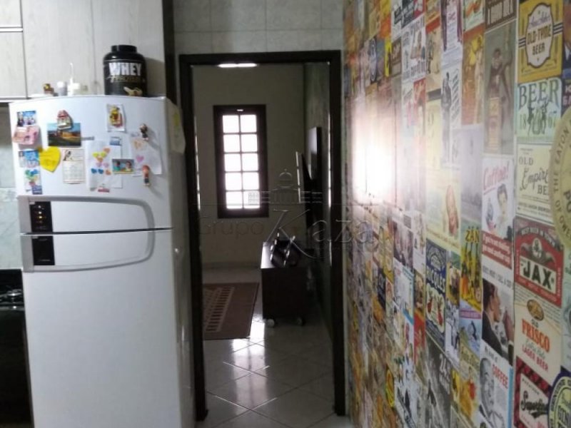Casa à venda Cidade Morumbi com 194m² e 3 quartos por R$ 360.000 - 584448493-sao-jose-dos-campos-casa-padrao-cidade-morumbi-29-10-2018-11-00-41-14.jpg
