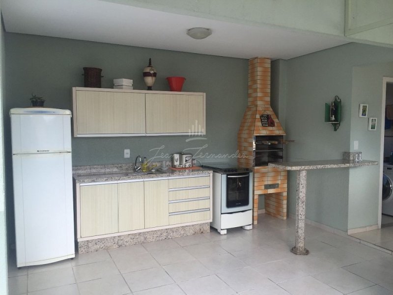 imóvel com 185m² - Centro - Balneário Camboriú