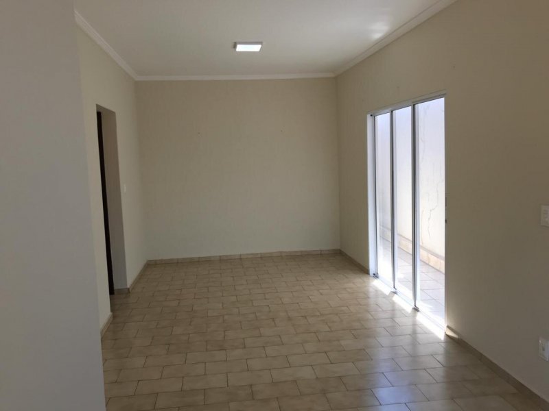 Casa à venda Centro com 210m² e 3 quartos por R$ 600.000 - 1074485107-4c-sala-conjugada.jpg