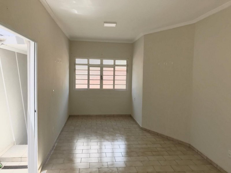 Casa à venda Centro com 210m² e 3 quartos por R$ 600.000 - 1210003524-4a-sala-conjugada.jpg