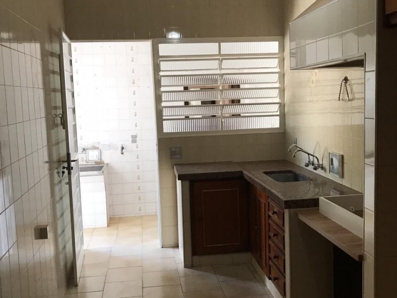 Casa à venda Centro com 210m² e 3 quartos por R$ 600.000 - 1762341602-13b-cozinha.jpg
