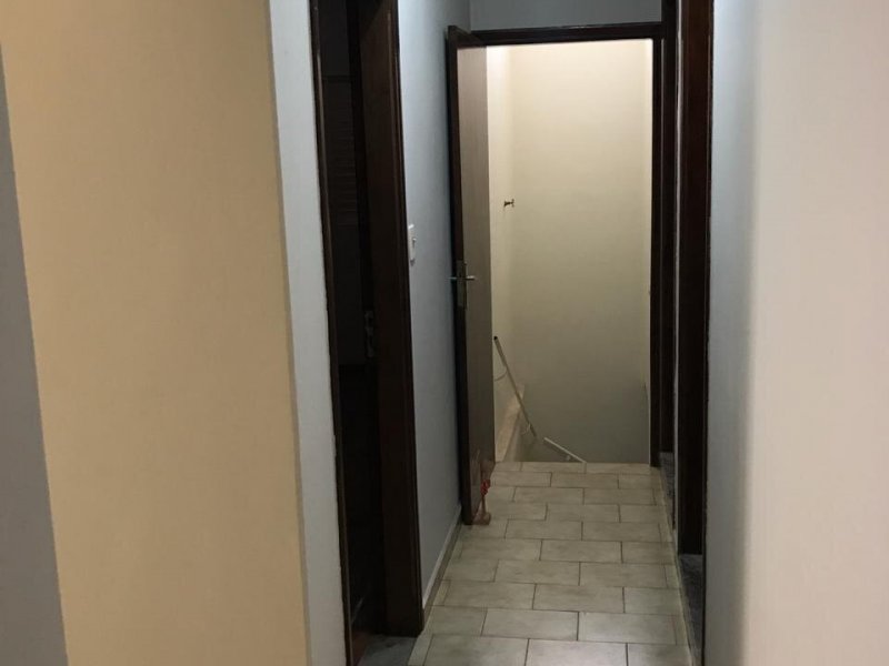 Casa à venda Centro com 210m² e 3 quartos por R$ 600.000 - 2111087670-8b-corredor-2.jpg