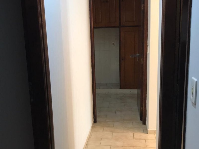 Casa à venda Centro com 210m² e 3 quartos por R$ 600.000 - 366804508-12a-corredor-2.jpg