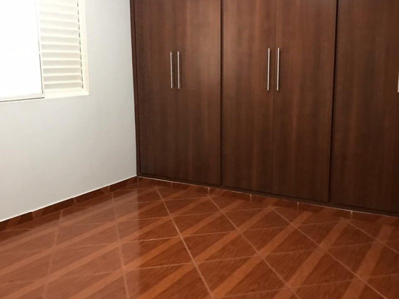 Casa à venda Centro com 210m² e 3 quartos por R$ 600.000 - 439215196-10b-quarto-2.jpg