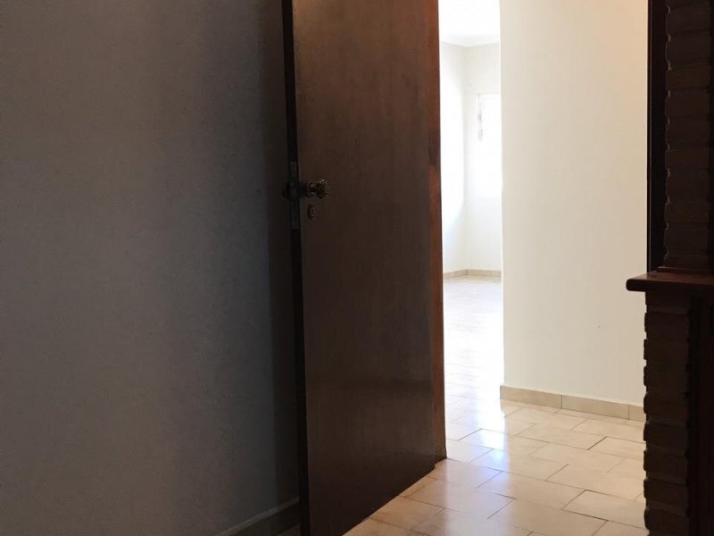 Casa à venda Centro com 210m² e 3 quartos por R$ 600.000 - 945843182-6b-sala-tv.jpg