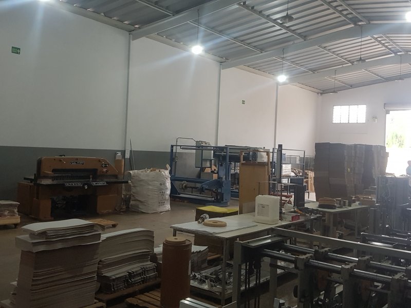 Comercial à venda Coimbra com 356m² e  quartos por R$ 870.000 - 2024933033-20200121-165424.jpg