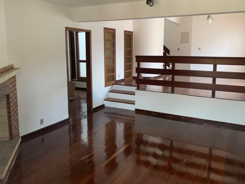 Casa à venda Santa Tereza com 340m² e 4 quartos por R$ 799.900 - 94944025-21.jpg