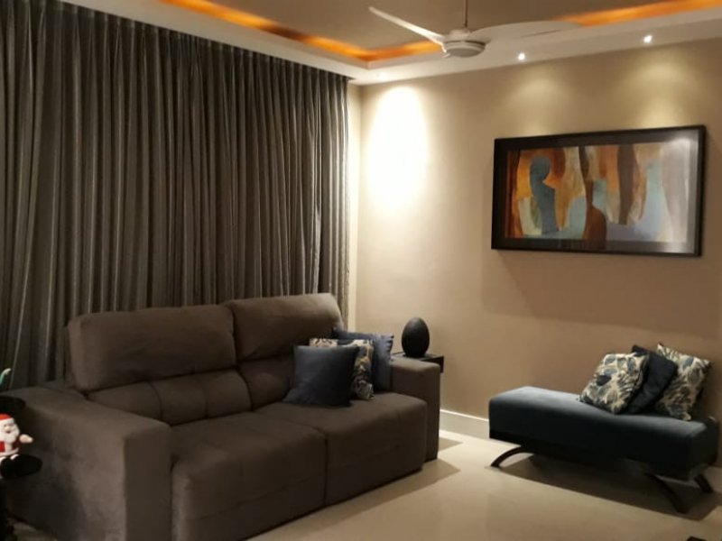 imóvel com 295m² - Camboinhas - Niterói