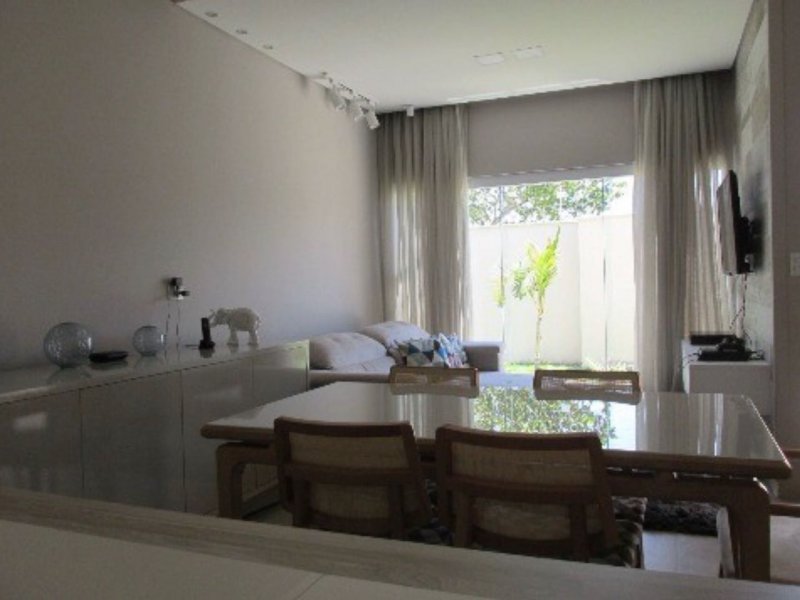 imóvel com 120m² - Pontal de Santa Marina - Caraguatatuba