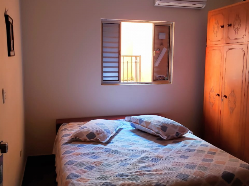 Casa à venda Vila Carmosina com 150m² e 3 quartos por R$ 400.000 - 1209827946-quarto03.png
