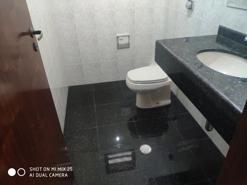 Casa à venda Jardim Eliane com 150m² e 3 quartos por R$ 580.000 - 1666261846-rua-balsamo-2.jpg