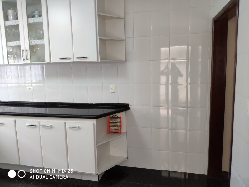 Casa à venda Jardim Eliane com 150m² e 3 quartos por R$ 580.000 - 657229364-rua-balsamo-20.jpg