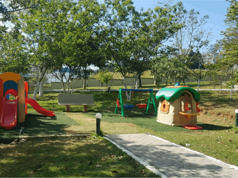 Apartamento à venda Água Chata com 52m² e 2 quartos por R$ 210.000 - 855613061-playground2.png