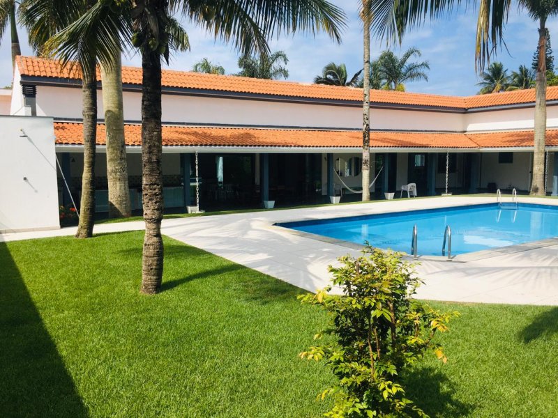 Casa à venda Balneário Praia do Pernambuco com 440m² e 6 quartos por R$ 1.540.000 - 1034678899-ccb03873-9a7b-4c23-910f-1f2ecbe52650.jpg