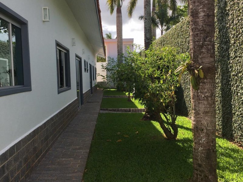 Casa à venda Balneário Praia do Pernambuco com 440m² e 6 quartos por R$ 1.540.000 - 1871315843-b5f67f38-96b3-47d0-9017-1f88f8846824.jpg