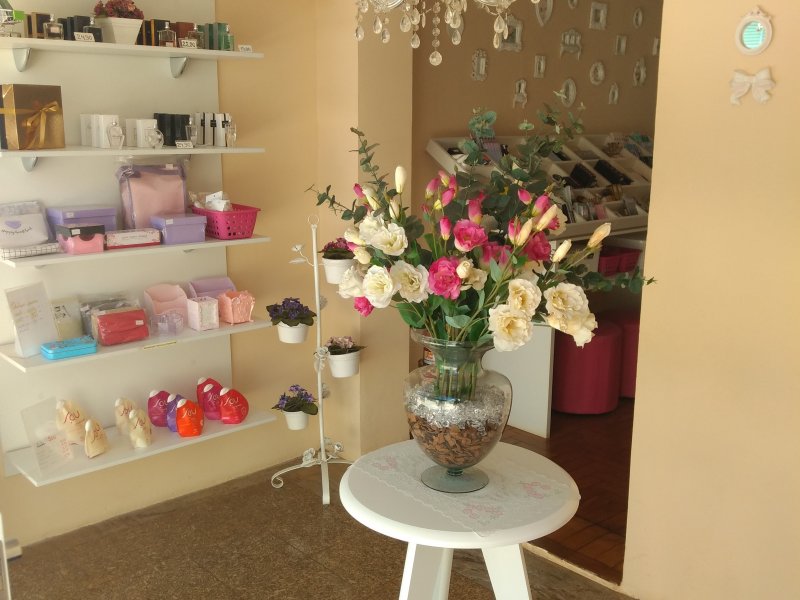 Comercial à venda Centro com 35m² e  quartos por R$ 75.000 - 1612999063-img-20200128-141702438.jpg