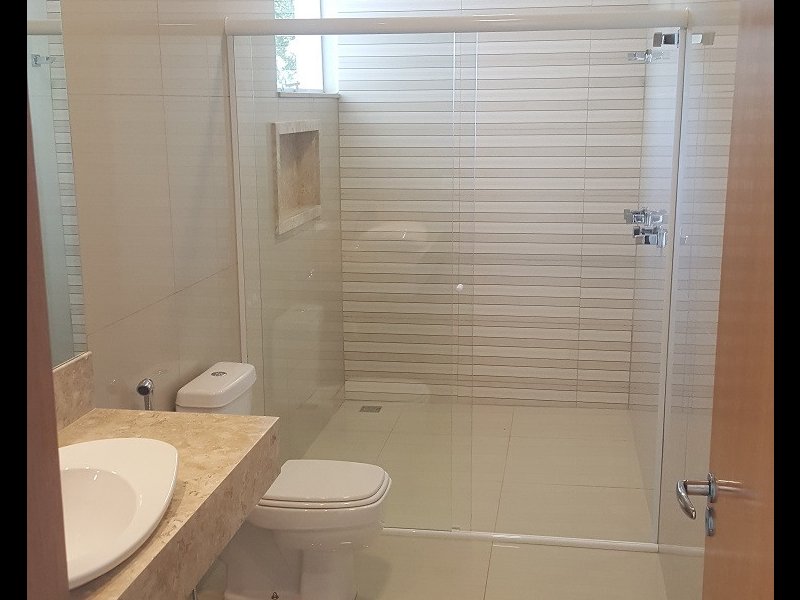 Casa à venda com 250m² e 3 quartos por R$ 710.000 - 1570704568-15.jpg