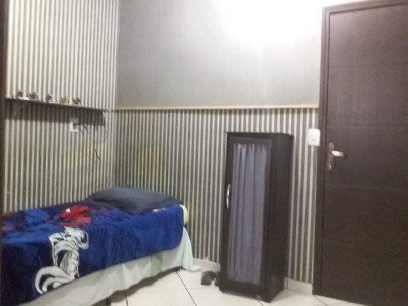 Casa à venda Centro com 215m² e 3 quartos por R$ 350.000 - 1160943848-fb-img-1578584906962.jpg