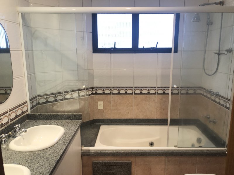 Apartamento à venda Vila Andrade com 190m² e 4 quartos por R$ 1.300.000 - 1183838961-820c804a-fe6b-4e80-9d18-9cdfde1d00d3.jpeg