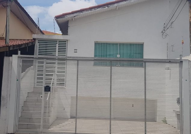 imóvel com 180m²