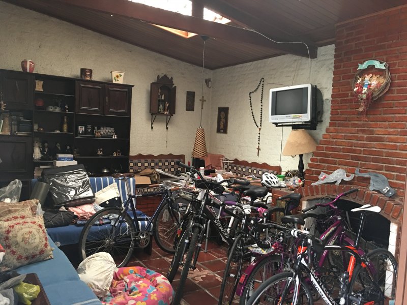 Casa à venda Colina do Sol com 140m² e 3 quartos por R$ 386.000 - 1921376331-79382a48-62fa-4abe-9b23-23f458df3a36.jpeg