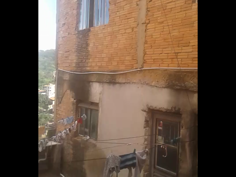 Casa à venda Centro com 360m² e 2 quartos por R$ 200.000 - 582868571-screenshot-2020-02-03-16-07-47.png