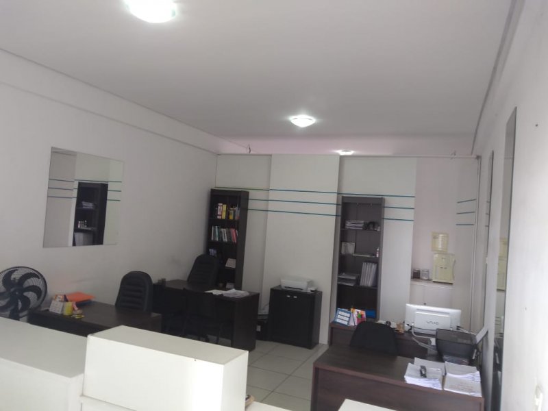 Comercial à venda Santa Terezinha com 39m² e  quartos por R$ 199.000 - 2082229079-img-20200204-wa0018.jpg