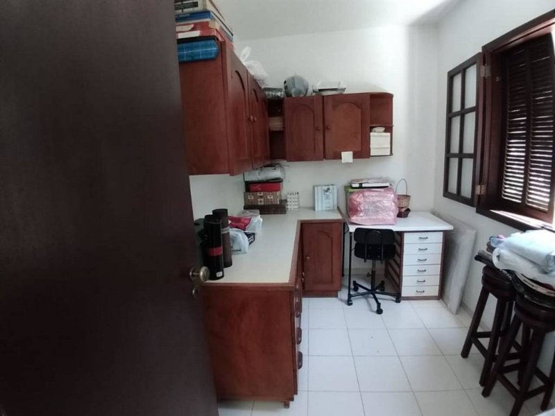 imóvel com 294m² - Itaipu - Niterói