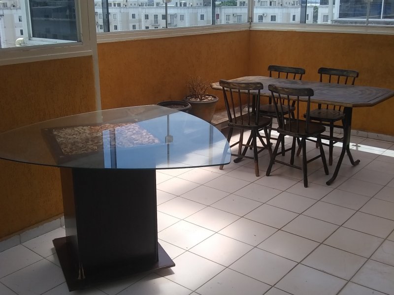 Cobertura à venda Santos Dumont com 93m² e 3 quartos por R$ 200.000 - 1330377435-varanda-fechada-blindex.jpg