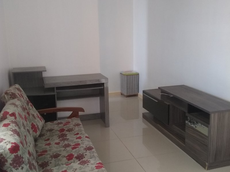 Cobertura à venda Santos Dumont com 93m² e 3 quartos por R$ 200.000 - 629852462-sala-piso-superior.jpg