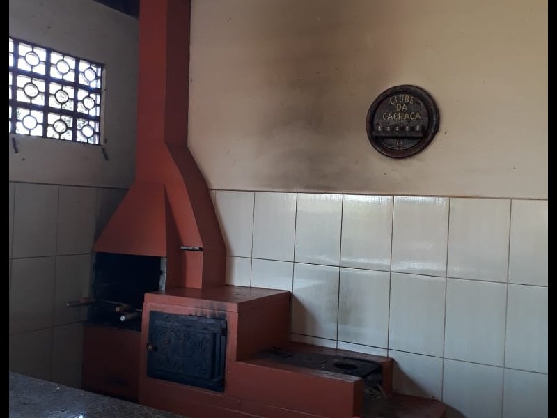 Chácara à venda Centro com 4000m² e 2 quartos por R$ 420.000 - 586803496-img-20190624-wa0051.jpg