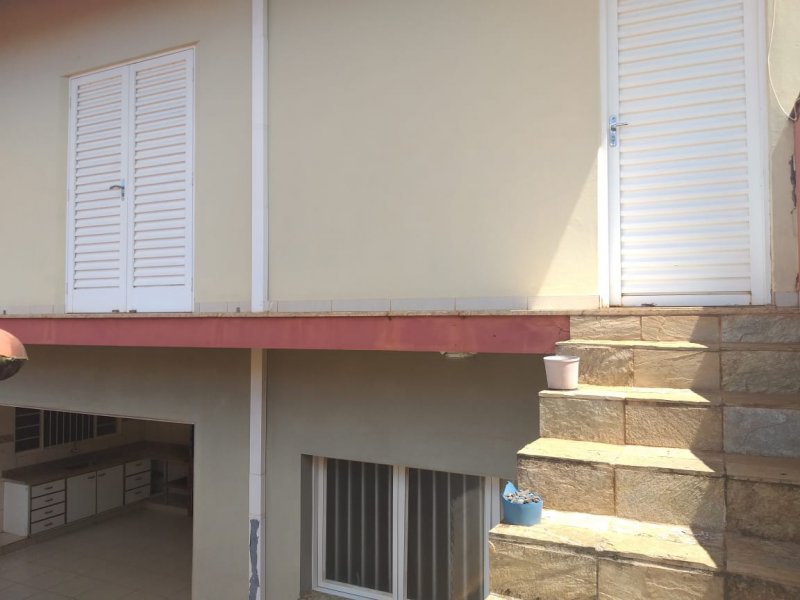 Casa à venda centro com 270m² e 3 quartos por R$ 570 - 1609259583-whatsapp-image-2020-01-27-at-13.jpeg