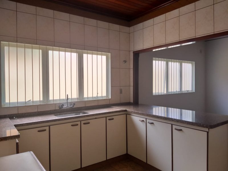 Casa à venda centro com 270m² e 3 quartos por R$ 570 - 2036779176-whatsapp-image-2020-01-27-at-13.jpeg