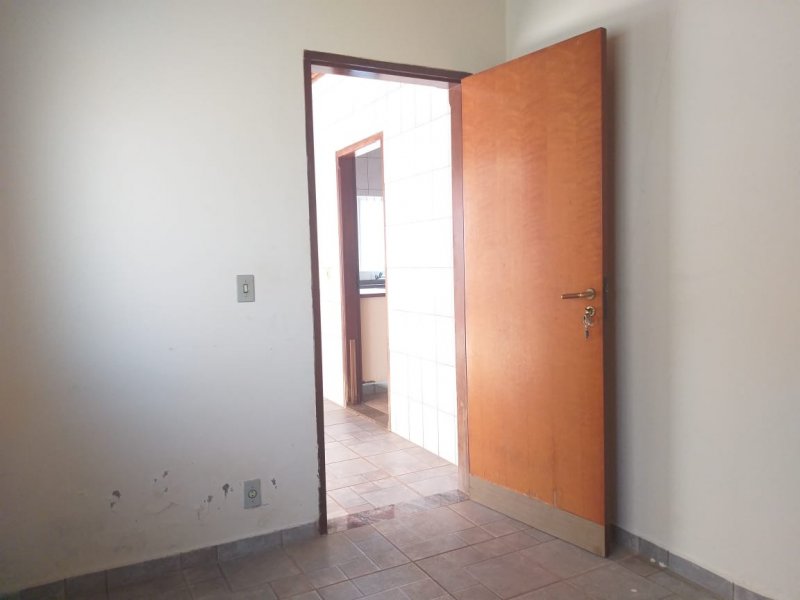 Casa à venda centro com 270m² e 3 quartos por R$ 570 - 271403759-whatsapp-image-2020-01-27-at-13.jpeg