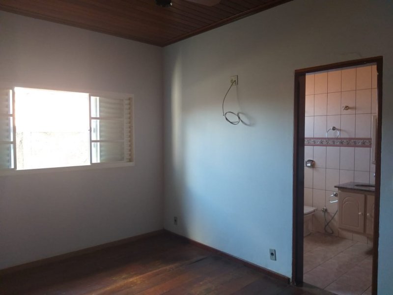Casa à venda centro com 270m² e 3 quartos por R$ 570 - 33798433-whatsapp-image-2020-01-27-at-13.jpeg