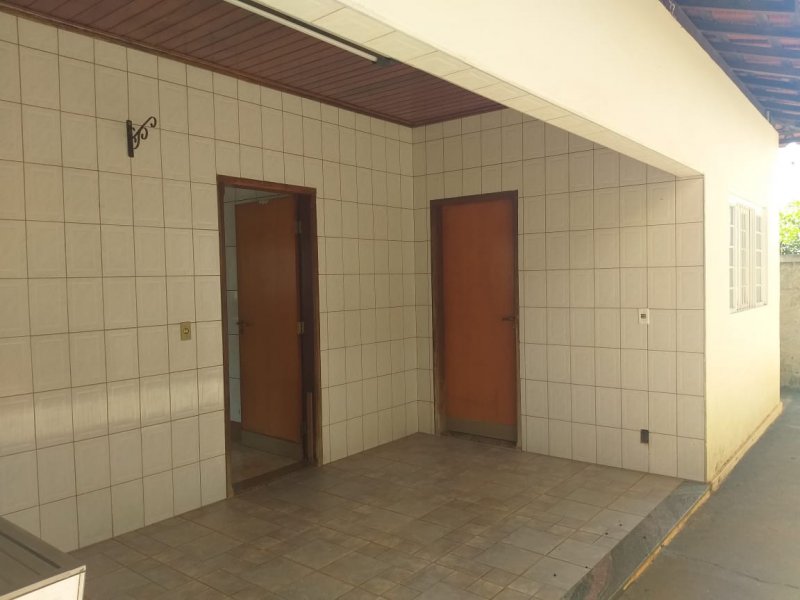 Casa à venda centro com 270m² e 3 quartos por R$ 570 - 422981641-whatsapp-image-2020-01-27-at-13.jpeg