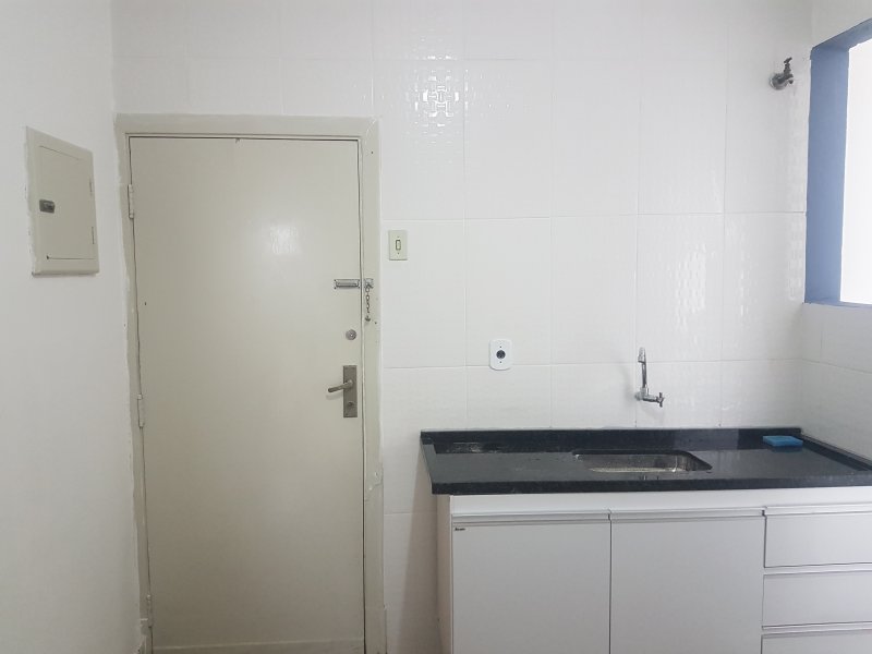 Apartamento à venda Centro com 72m² e 2 quartos por R$ 215.000 - 41780532-20200131-153215.jpg