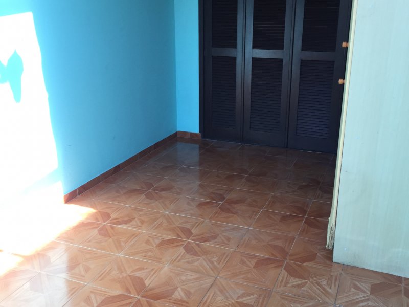Casa à venda Centro com 200m² e 4 quartos por R$ 650.000 - 461830121-e13d5519-8fbe-48dd-8e03-88c2ca7dc129.jpeg