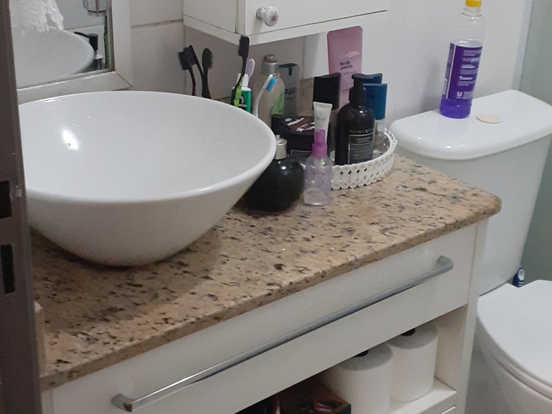 Apartamento à venda Centro com 50m² e 2 quartos por R$ 320.000 - 569697070-banheiro.jpg