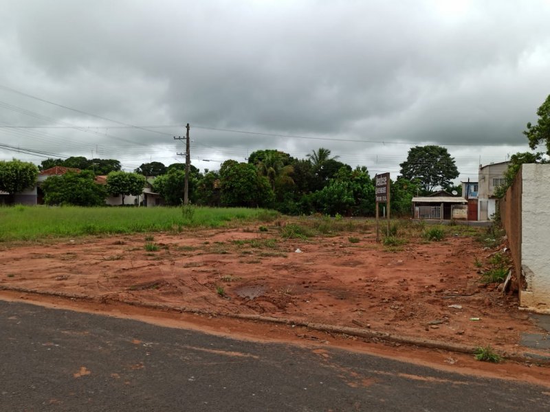 Terreno à venda Centro com 572m² e  quartos por R$ 150.000 - 1396716602-foto-4.jpeg