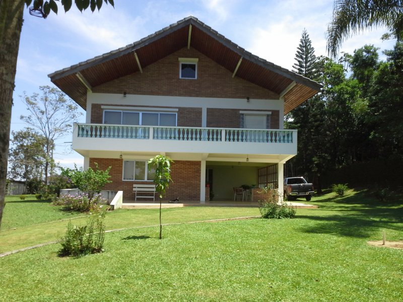 Chácara à venda Chácaras Reunidas Canadá com 400m² e 4 quartos por R$ 1.800.000 - 1354480928-frente-casa-2.jpg