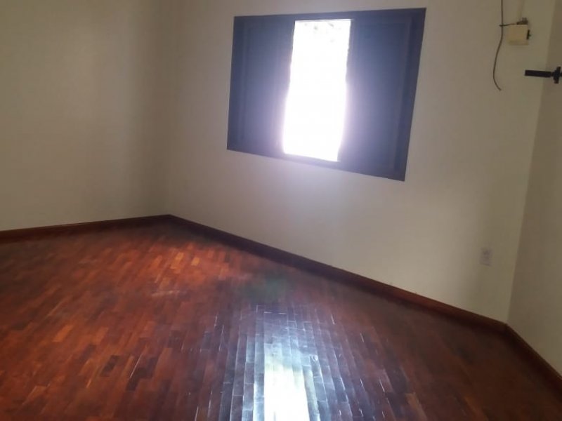 Casa à venda Pacaembu com 140m² e 3 quartos por R$ 680.000 - 1748251221-fcfb5525-0fe3-4b0c-9fa0-2d9a68393941.jpg