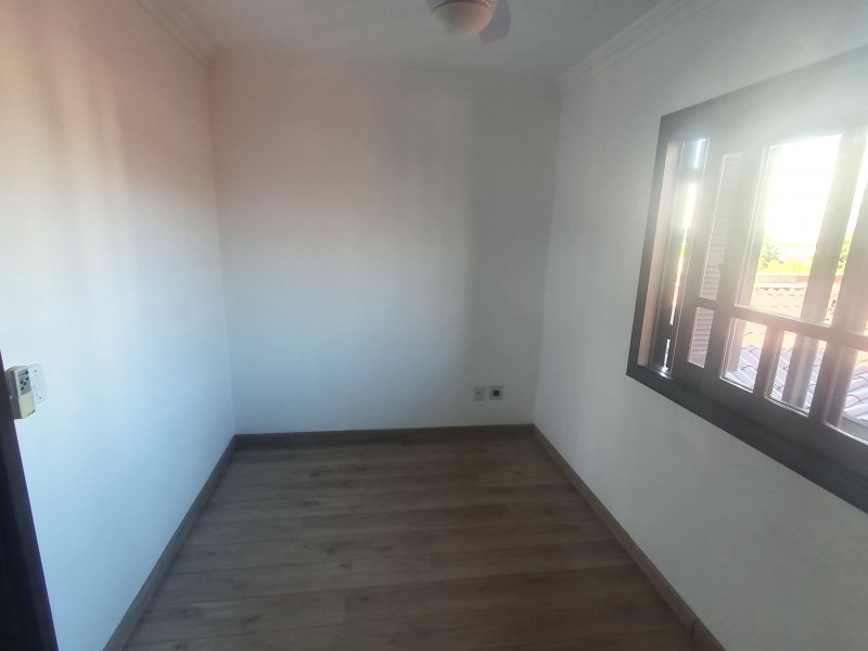 Casa à venda Estância Velha com 197m² e 3 quartos por R$ 830.000 - 708007565-20200208-090048.jpg