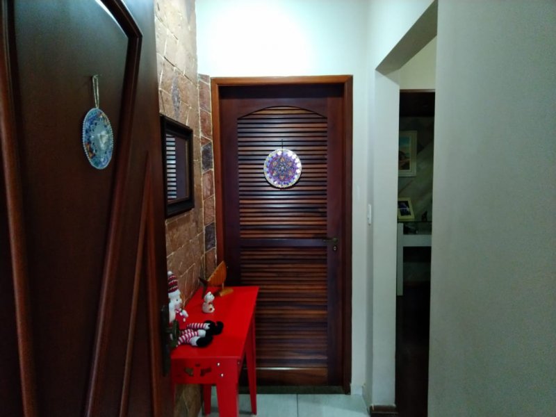 Casa à venda Vila Marina com 241m² e 3 quartos por R$ 760.000 - 1328258920-hall.jpeg