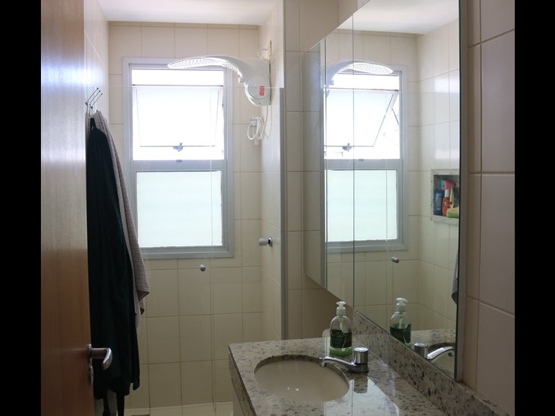 Apartamento à venda ÁGUAS CLARAS SUL com 128m² e 3 quartos por R$ 820.000 - 233245016-wc-suite-casal.JPG